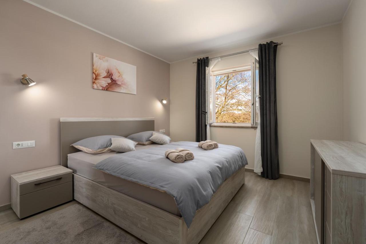 Holiday House Leana Pazin Zewnętrze zdjęcie