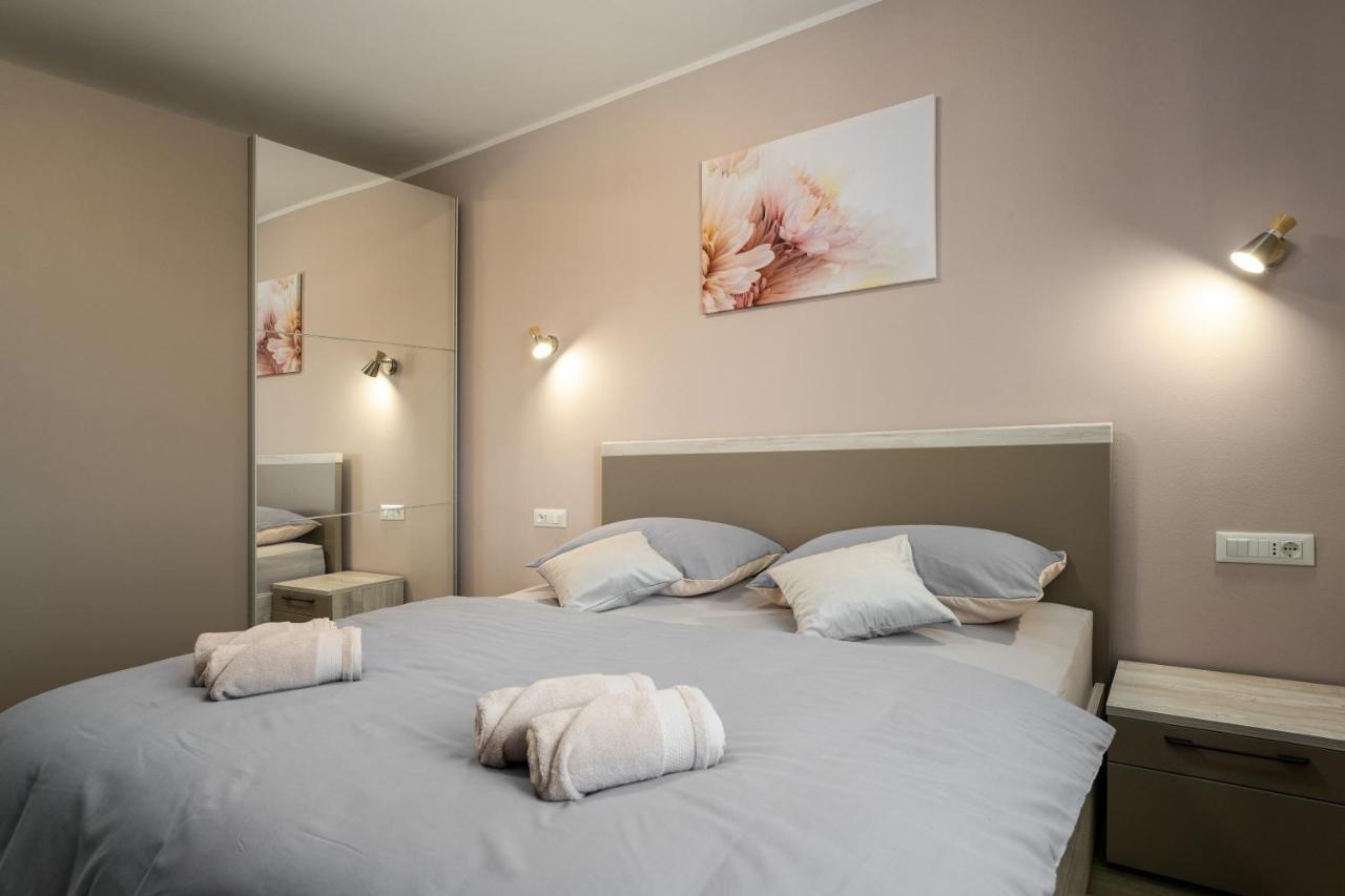 Holiday House Leana Pazin Zewnętrze zdjęcie